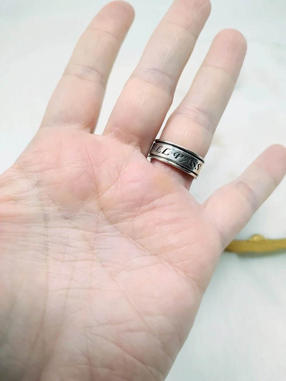 Size 8 Silver Ring With Inspirational Inscription 